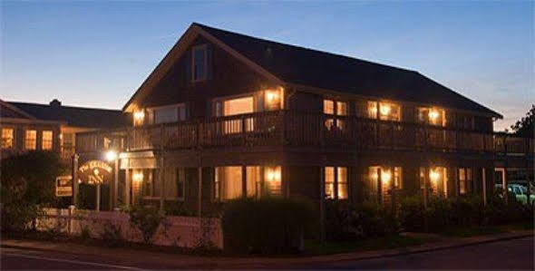 Seaside Inn ฟัลเมาท์ ภายนอก รูปภาพ